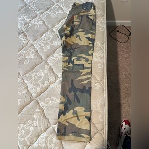 Levi’s Men’s 511 Slim Fit Camouflage Jeans 32/32